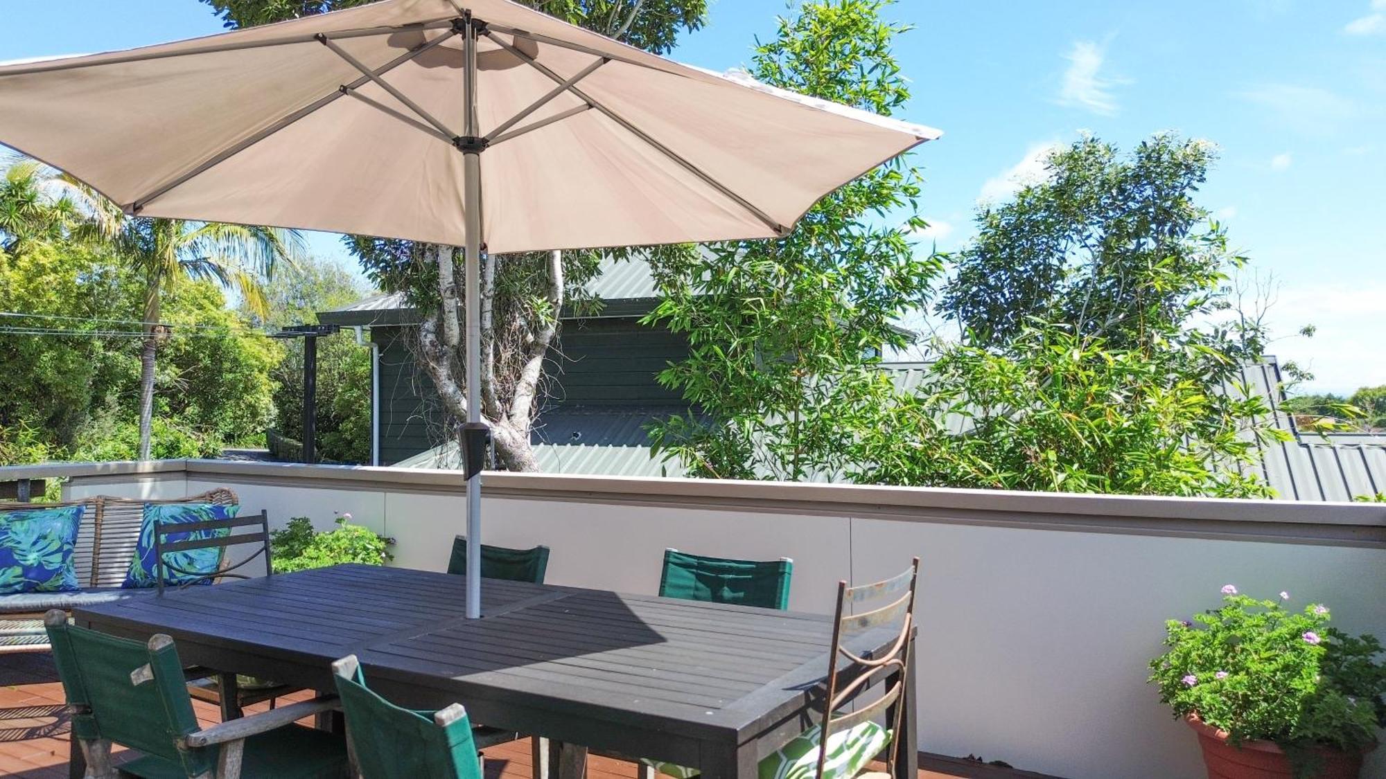 Large, Comfy, Stylish Apartment Havelock North Esterno foto