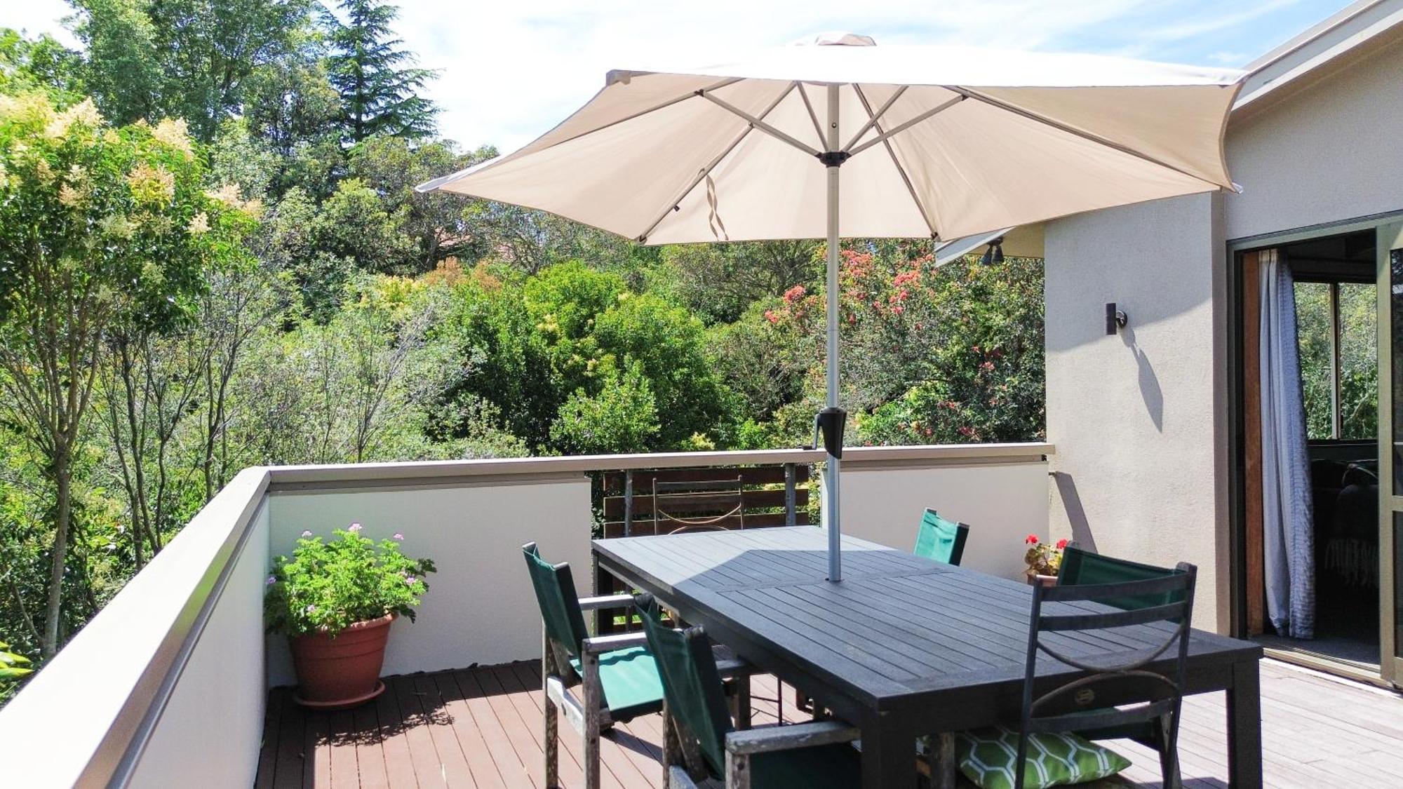 Large, Comfy, Stylish Apartment Havelock North Esterno foto