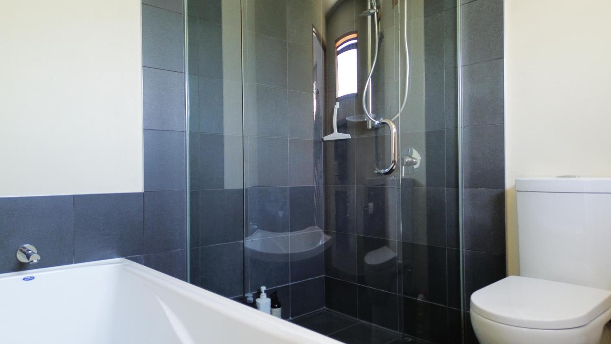 Large, Comfy, Stylish Apartment Havelock North Esterno foto